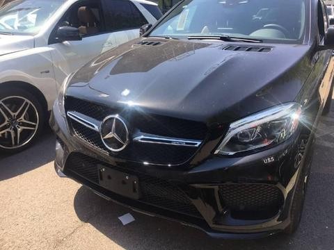 17款奔驰GLE43 推背感敏捷强烈任意穿梭城市间