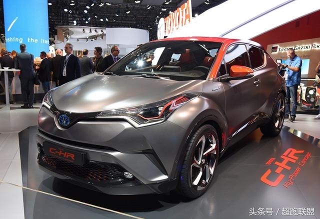 大量丰田CHR到店,外观酷炫还混动,最关键的是