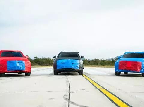 蒙面实测，这台神秘SUV还没露脸就秒杀了100万豪车！