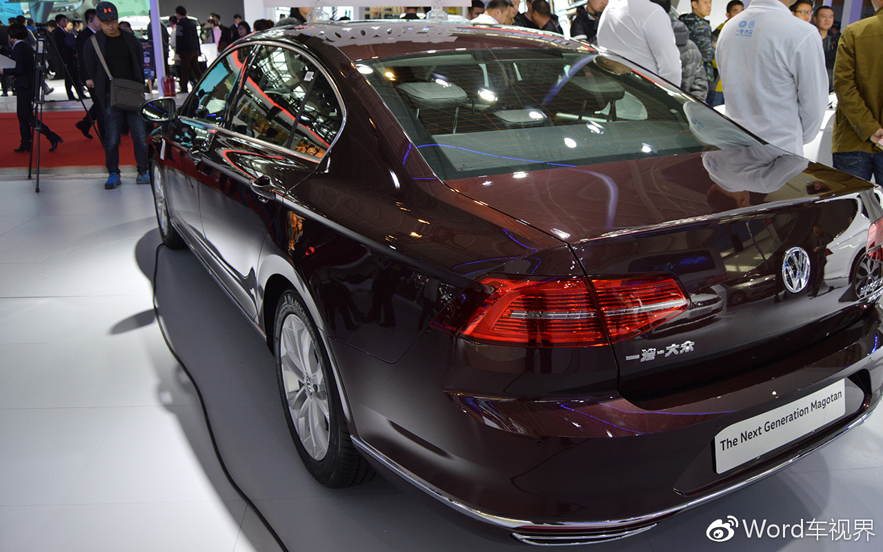 2018款一汽大众迈腾新增车身颜色--罗曼尼红色