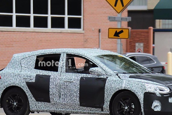 新款福特福克斯谍照再曝光 或明年发布