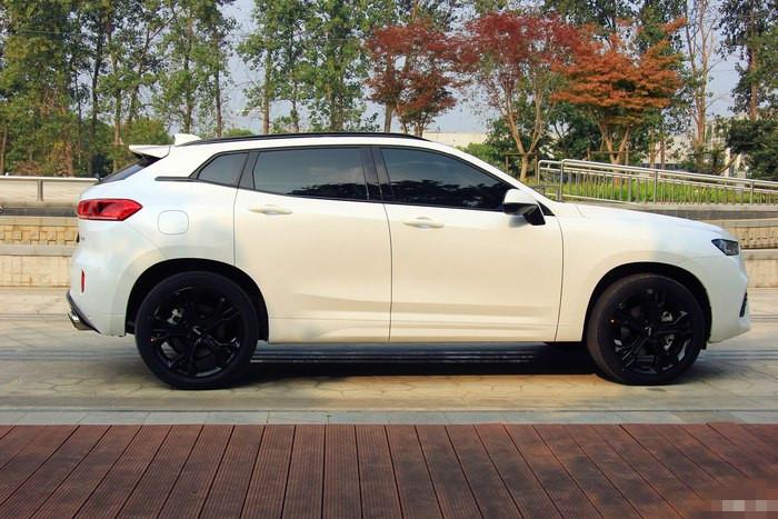 没买本田CRV买了它, 刚把车开回来, 开奥迪A6