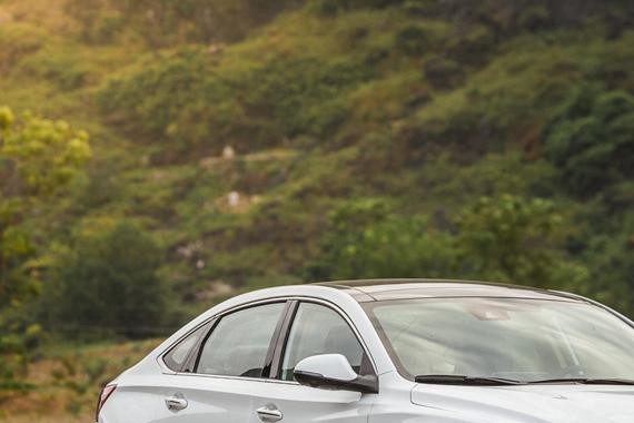 体验最美国产全新中型车，即将上市有潜力成爆款！