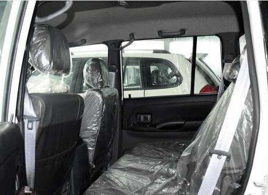 与丰田霸道同款发动机底盘，仅10万多，去年卖了35台