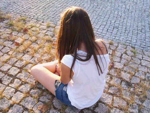 老婆不在家，我给女儿洗澡，女儿无意间的一句话，让我如遭雷击