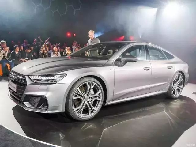 新一代奥迪A7发布 性能提升颜值爆表40岁前梦想座驾