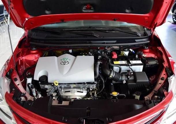 有诚意丰田车,5万标配ESP+发动机启停技术,还