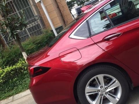 买了这款小众车，朋友居然说这车能碾压奥迪A4