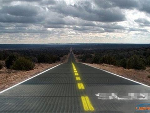 边跑边充，太阳能道路来袭，让你的电动汽车永不断电