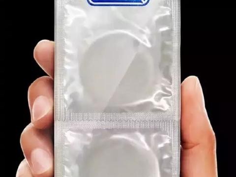 这是台能跟iPhoneX比科技的车！