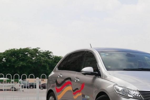 1公里不用2毛钱，奔驰跟比亚迪联手打造的车，真的好用吗？