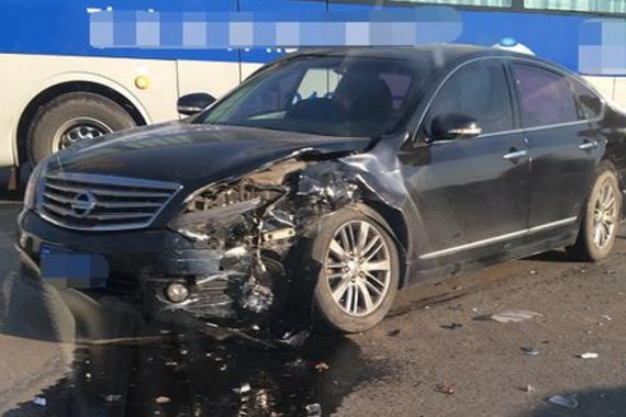 4S店动了动螺丝刀，就要500块钱，你确定不是在抢钱？