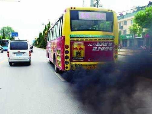 专家教您通过三种颜色的汽车烟雾鉴别车辆健康状况