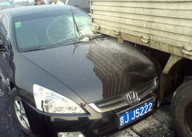 什么是高速公路的“死亡盲区”,老司机都不知道