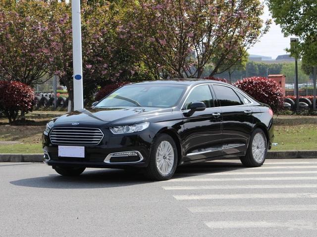 这款性价比最高的合资车,动力超宝马5系,旋转挡杆,最高优惠8万