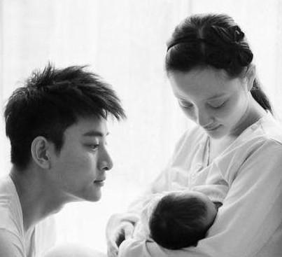 杨幂领衔给小糯米母乳喂养,扒一扒无惧身材走