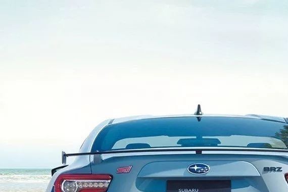 不买豪车的新选择，这车回头率完虐奔驰宝马奥迪！