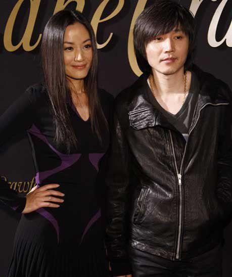 神秘瞿颖！与张亚东12年不结婚，一公开吓人一跳