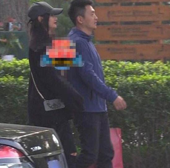 神秘瞿颖！与张亚东12年不结婚，一公开吓人一跳