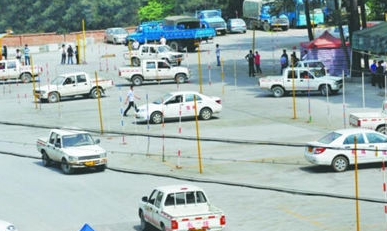 2017年报名考驾照需要哪些?