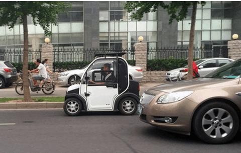 没驾照以后电瓶车都不能开，老年代步车差点划归摩托车类