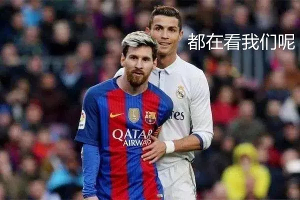 蝉联世界足球先生的C罗,车库都收藏了哪些好车