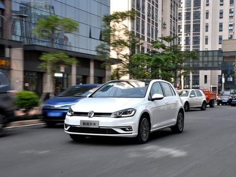 成功转为大众粉   试驾全新高尔夫有感