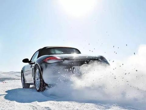 天冷了，穿秋裤的同时别忘记给爱车养护一下！