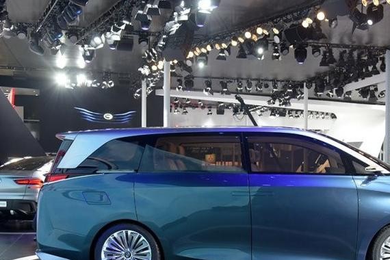 奥德赛最怕MPV！16万价格80万的享受，内饰豪华堪比丰田埃尔法