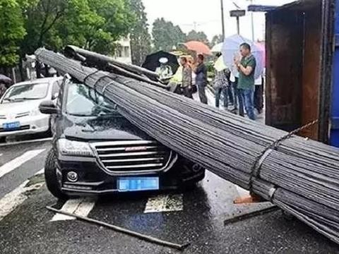 在中国接近6吨钢筋没压塌的