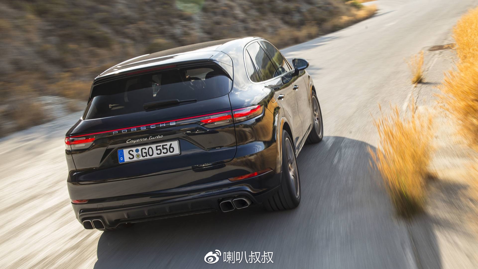 2019款保时捷卡宴Turbo路测帅图-新浪汽车