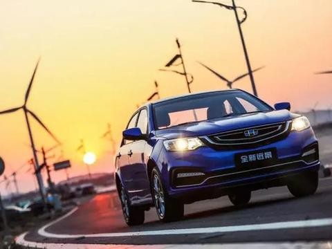 几万小车十几万质感，空间同级最优，配自动变速箱