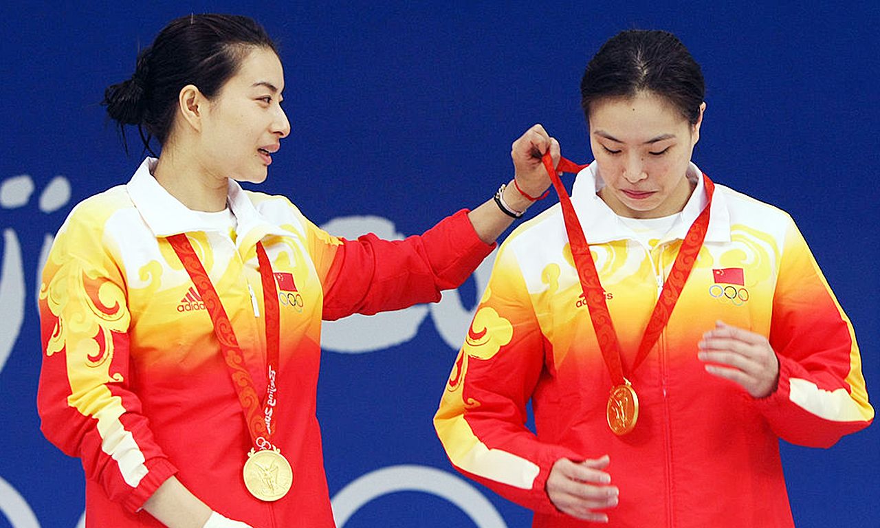 不学伏明霞郭晶晶 "跳水女皇"吴敏霞不做豪门梦!