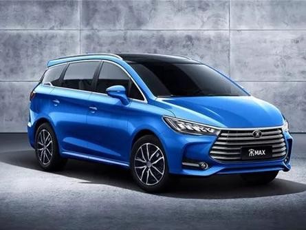 7.99万起的最美自主MPV，由国际大师专为中国家庭所设计！