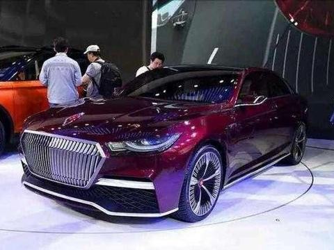 帕萨特靠边站，这国产16万起车长4米9，大直瀑汉字标让C级害怕