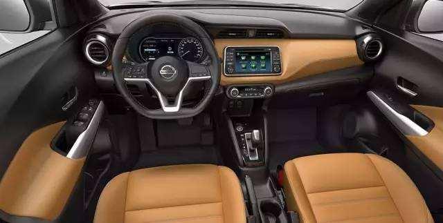 这车1.5L排量,自然吸气发动机,动力足够用,油耗