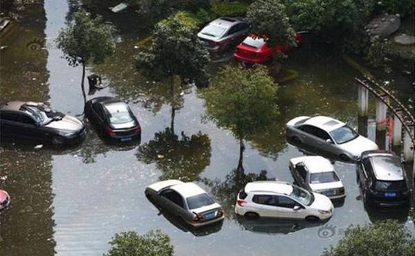 如何挑选靠谱二手车?这些雷区老司机都不知道,看完不再被忽悠