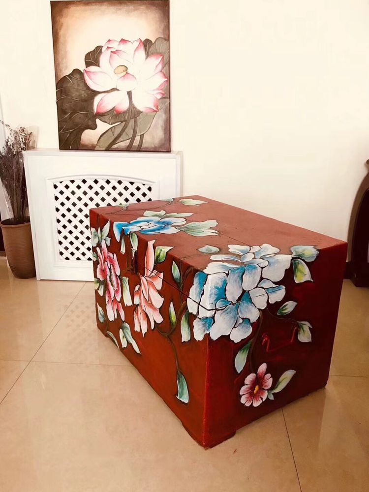 诗人,画家赵丽华学生掀起画箱子柜子热潮