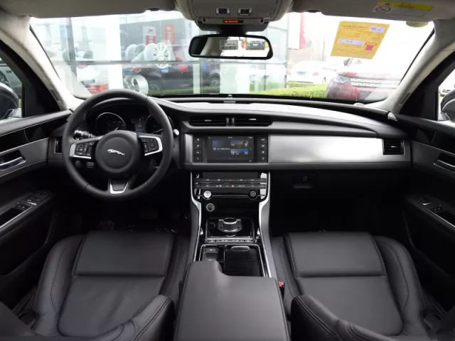 三款低调豪华中大型车对BBA的动力反击,你挺谁?