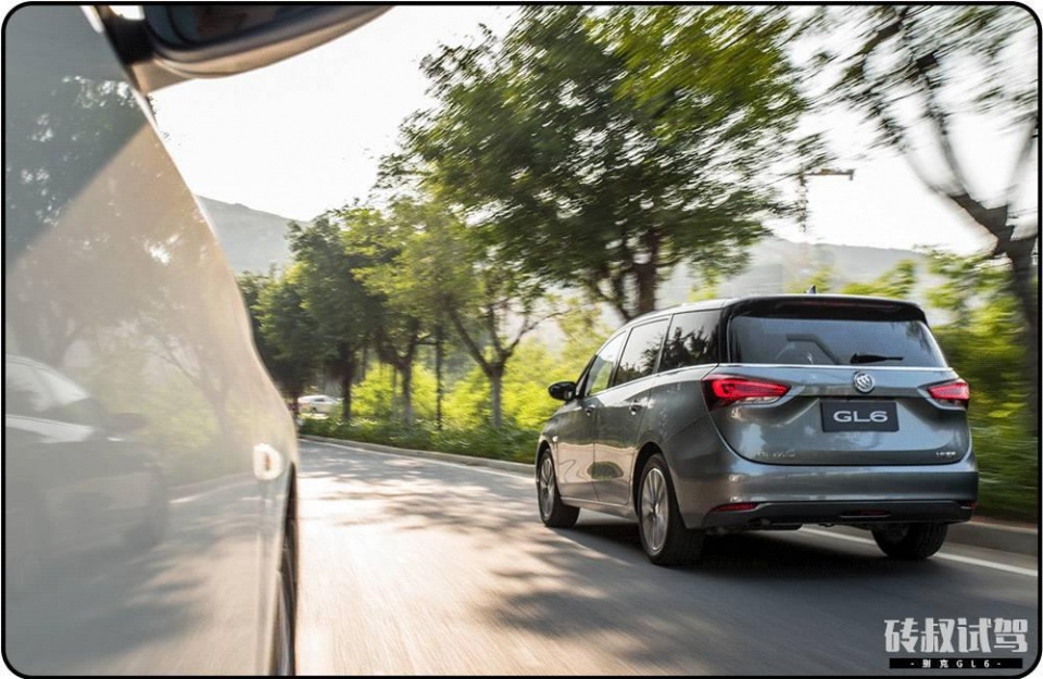 6座、大空间,15万最适合家用的合资车就是TA!