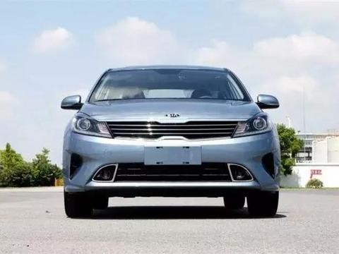 起亚要靠这款车翻身，颜值内饰大变样、搭载6AT还不到10万块！