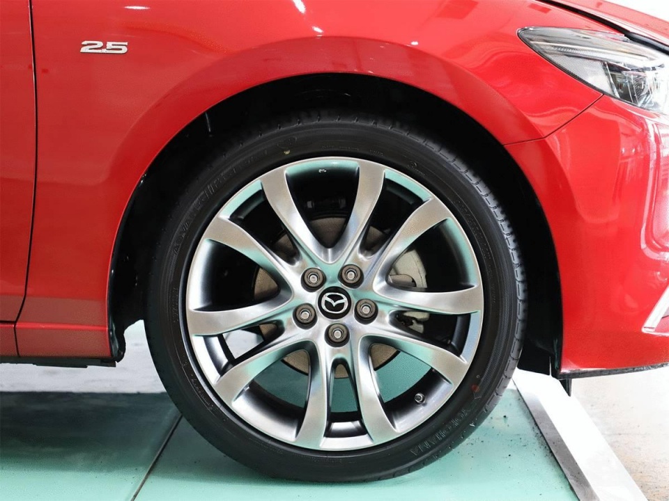 17.58万起,外形拉风、操控好的轿跑B级车新款到店!