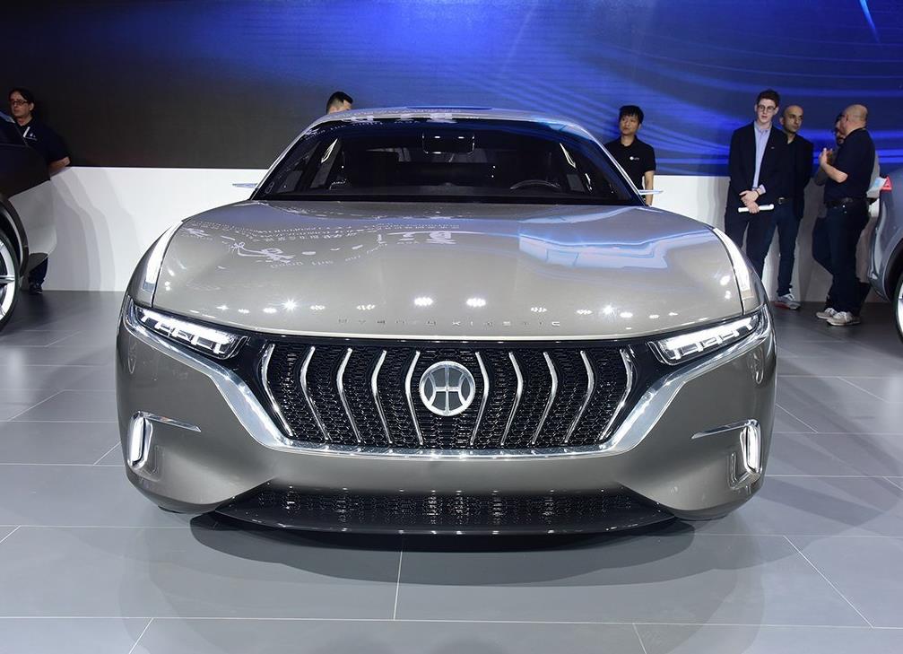 国产最美新能源,与法拉利共享设计大师,可看完