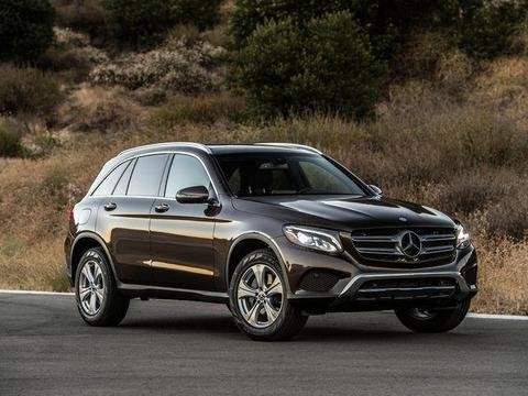 怎么评价奔驰GLC300？可能是开起来最踏实的豪华SUV了