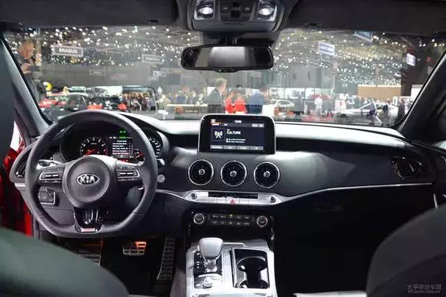 为赛道而生的跑车 这车有点狂 性能新巅峰