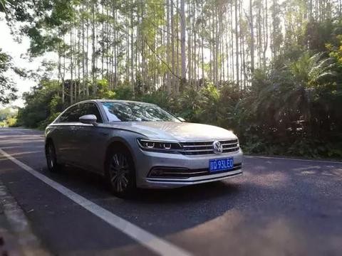 谁更能获得老板们的欢心？辉昂改款后变身后排“玩家”！