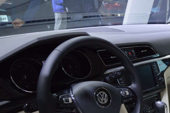 “宽宽宽”，上汽大众凌渡韵灰内饰实拍，居家、豪华感爆表