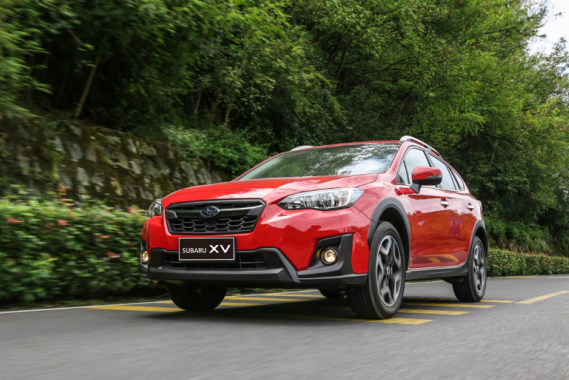 试斯巴鲁新XV，日本原装进口，驾驶辅助同级最强，只要23万