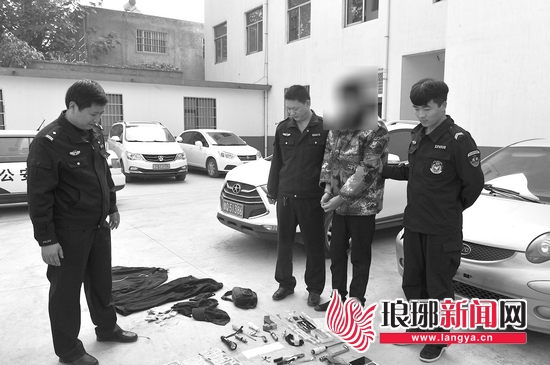 俩男子6天盗窃20余起 遇拦截警力弃车逃窜