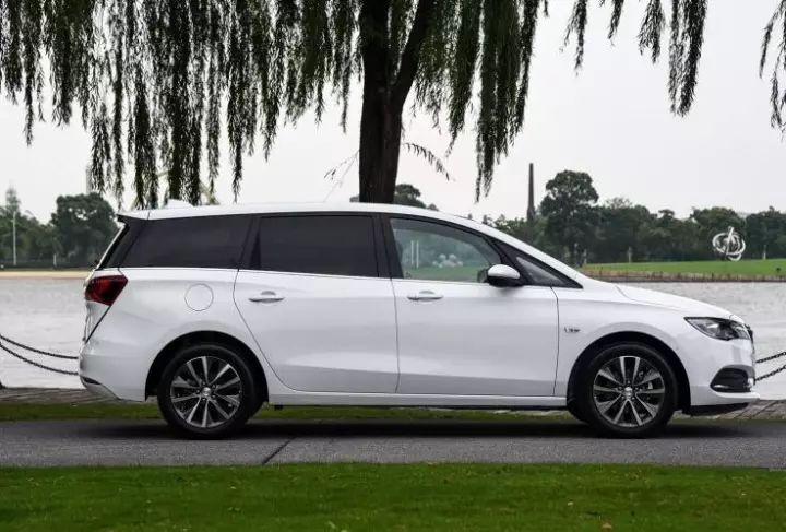 15万就搞定这4款热门车 还有8万起的合资SUV!